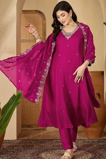 Floral embroidered v-neck sequinned a-line kurta with trousers & dupatta