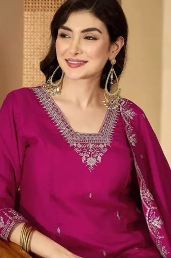 Floral embroidered v-neck sequinned a-line kurta with trousers & dupatta