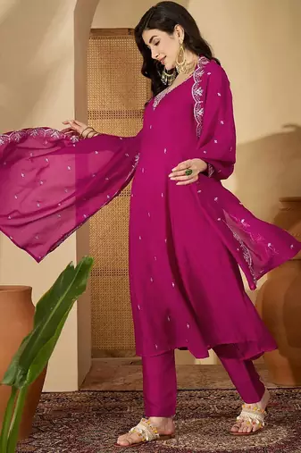 Floral embroidered v-neck sequinned a-line kurta with trousers & dupatta