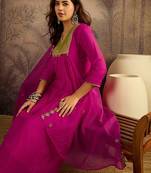 Zari sequence embroidered with ginni mal chanderi kurta trousers with dupatta