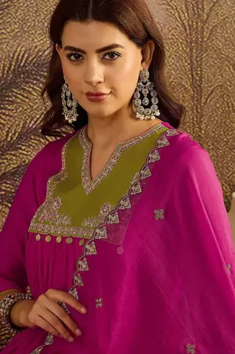 Zari sequence embroidered with ginni mal chanderi kurta trousers with dupatta