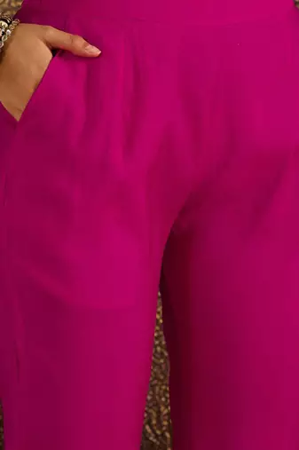Zari sequence embroidered with ginni mal chanderi kurta trousers with dupatta