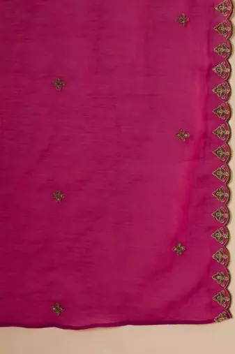 Zari sequence embroidered with ginni mal chanderi kurta trousers with dupatta