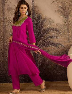 Zari sequence embroidered with ginni mal chanderi kurta trousers with dupatta 5
