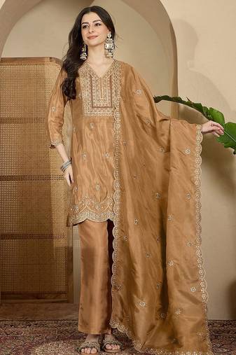 Women embroidered silk blend kurta sets