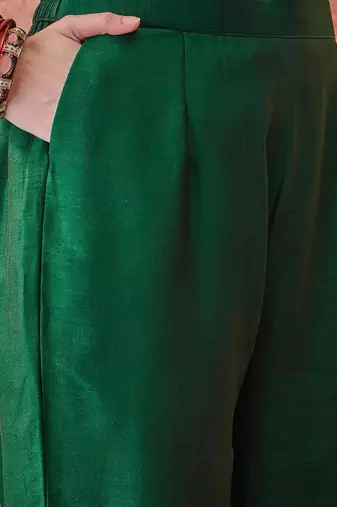 Embroidered straight kurta & trousers with dupatta