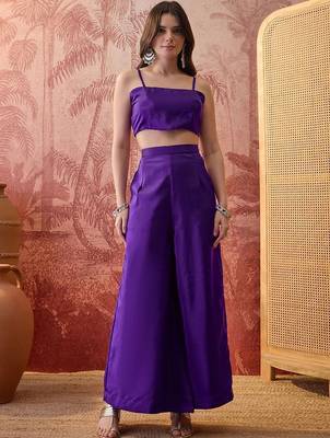 Embroidered straight kurta with palazzos 5