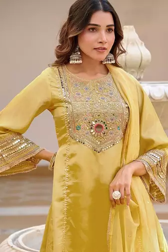 Women floral embroidered panelled sequinned kurta with palazzos & with dupatta
