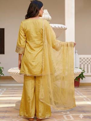 Women floral embroidered panelled sequinned kurta with palazzos & with dupatta 5