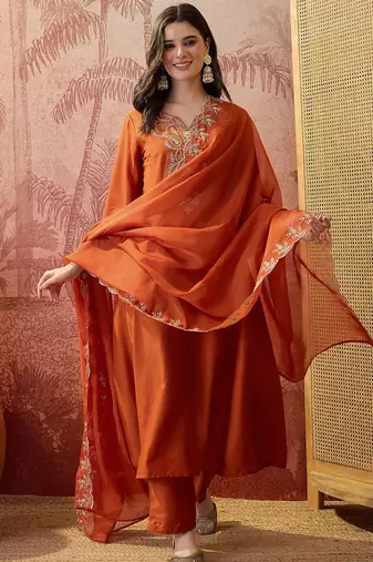 Embroidered v-neck straight kurta & trousers with dupatta
