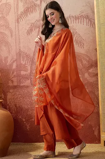 Embroidered v-neck straight kurta & trousers with dupatta