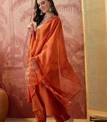 Embroidered round neck kurta & trousers with dupatta