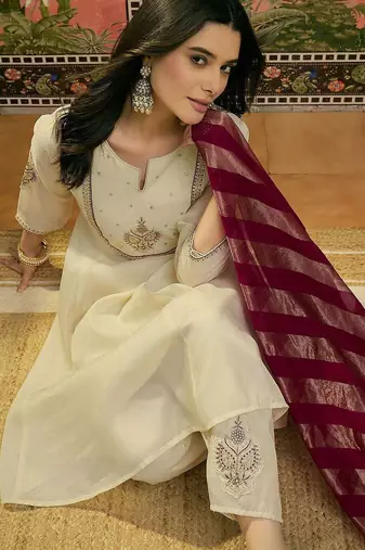 Embroidered round neck kurta & patiala with dupatta