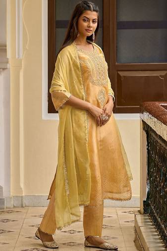 Embroidered round neck straight kurta & trousers with dupatta