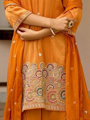 Embroidered v-neck straight kurta & palazzos with dupatta 5