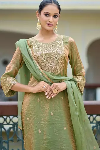 Embroidered round neck straight kurta & trousers with dupatta
