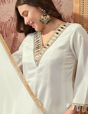 Embroidered v-neck a-line kurta with palazzos & dupatta 2