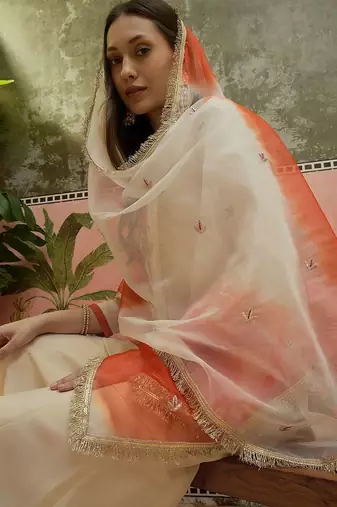 Yoke design round neck kurti & palazzos with dupatta