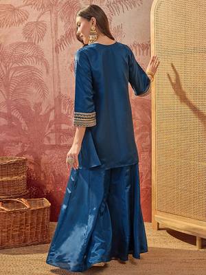 Embroidered  round neck kurta & palazzos 5