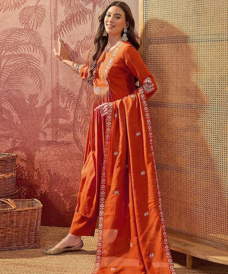 Embroidered  round neck kurta & trousers with dupatta