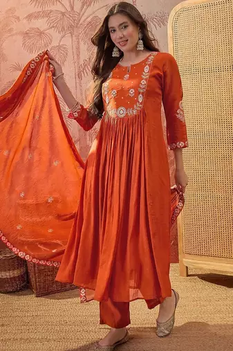 Embroidered  round neck kurta & trousers with dupatta