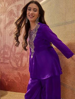 Embroidered  round neck kurta & palazzos 2