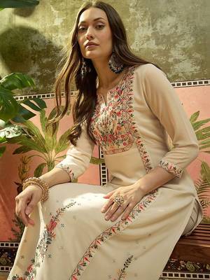 Embroidered georgette round neck kurta & palazzos kurta set 2