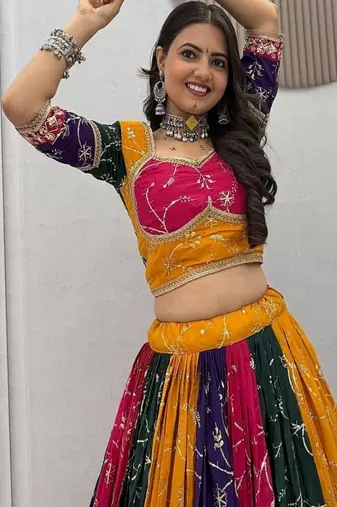 Vintage Navratri Chaniya Choli for Women, Multicolor Silk Lehenga Choli with Dupatta