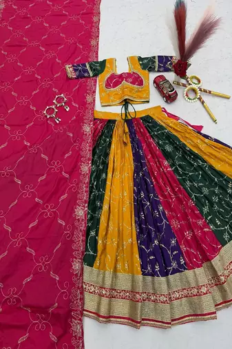 Vintage Navratri Chaniya Choli for Women, Multicolor Silk Lehenga Choli with Dupatta