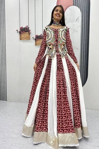 Navratri Cotton Lehenga Choli for Women, Gamathi Work Lehenga Set, Traditional Gujarati Garba Dress
