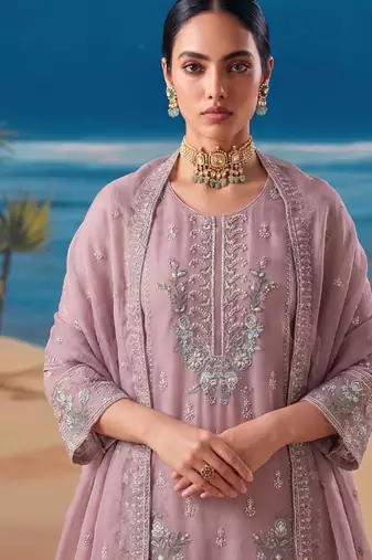 Heavy chiffon silk pink hand embroidered straight suit for women wedding