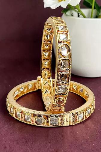 Set of 2 gold plated hexagonal moissanite screw bangles