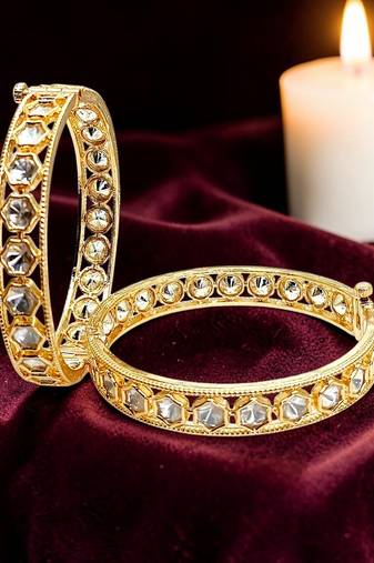 Set of 2 gold plated geometric moissanite screw bangles