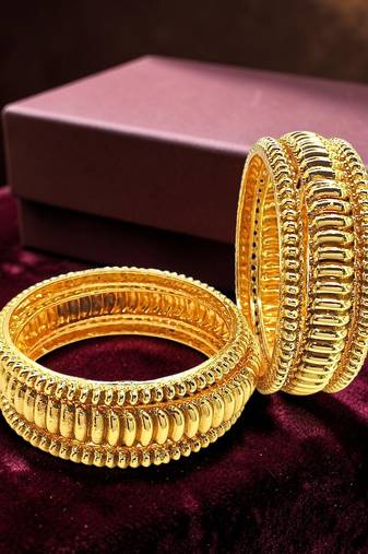 Set of 6 gold plated shindeshahi tode style bangle set
