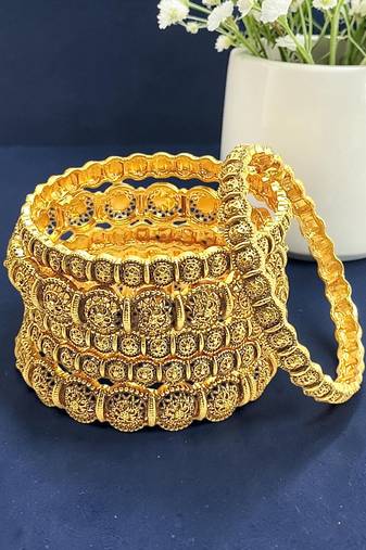 Set of 6 antique gold plated filigree design bangle set