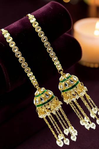 Gold plated set of 2 kundan jhumka bangles