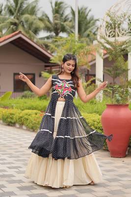black colour Pure Cotton Gamthi Work Lehenga Set 2