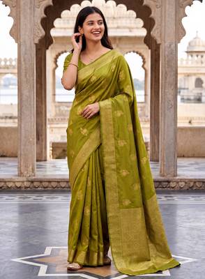 Light green soft silk blend woven designer saree 3