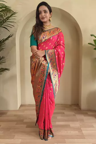 Pink color silk blend saree