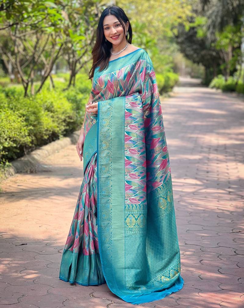 Elegant sea-green kanchipattu silk saree with contrast weaving border