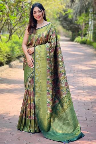 Elegant dark green kanchipattu silk saree with contrast weaving border