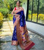 Women's navy blue woven silk blend saree with blouse piece