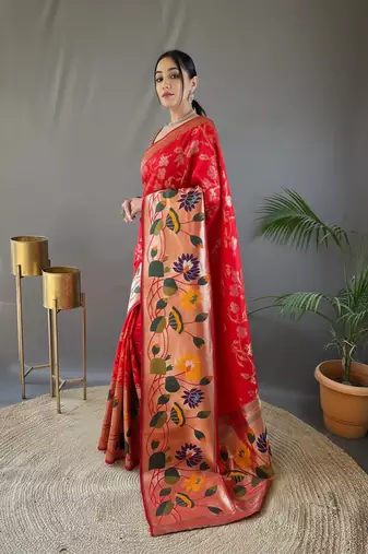 Red silk blend saree with rich weaved heavy pallu & 3d traditional design with gold and silver zari