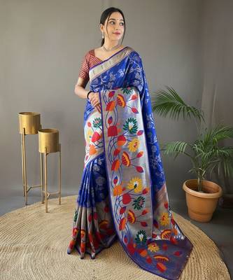 Violet soft silk blend saree with rich weaved heavy pallu & 3d traditional design with gold and silver zari 1