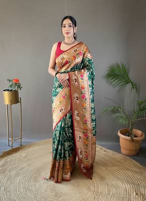 Green style silk blend zari weaving contrust border saree with blouse 1
