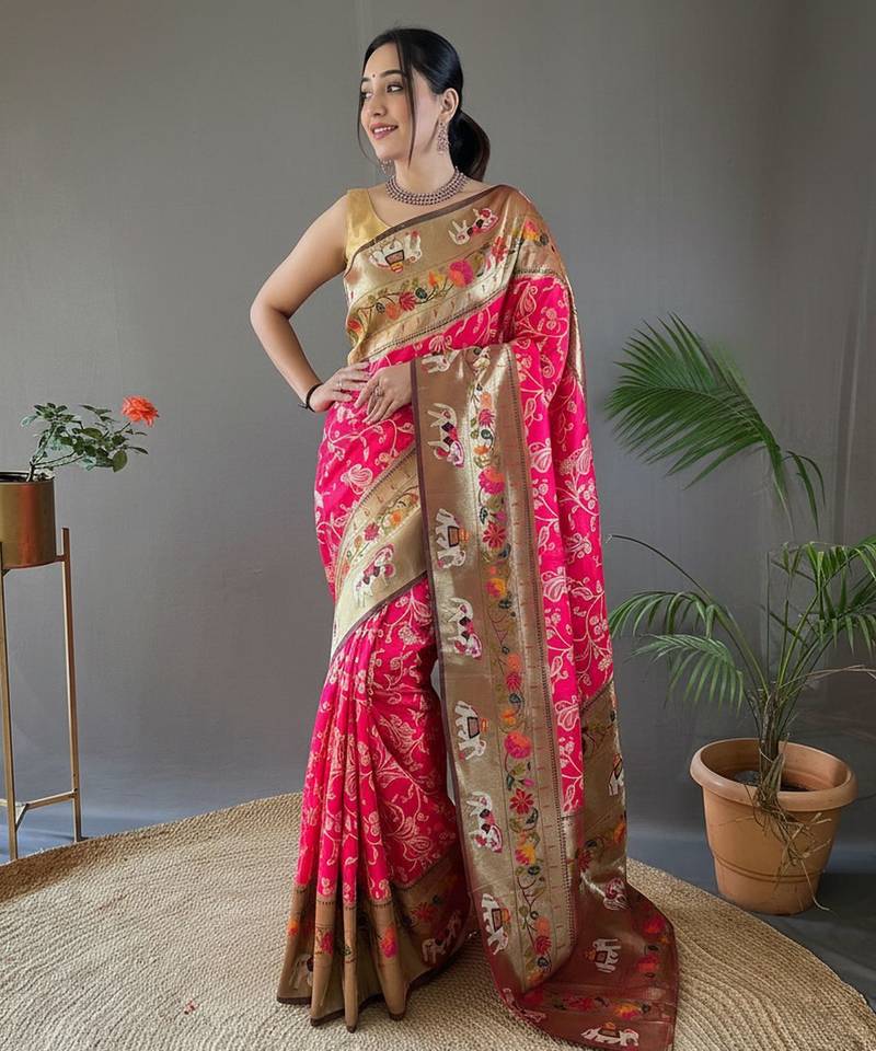 Pink style silk blend zari weaving contrust border saree with blouse