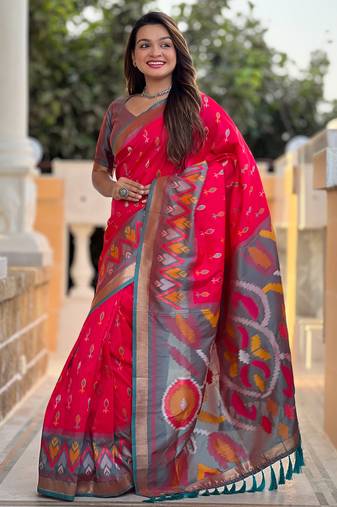 Pink silk blend ikkat and patola weaving concept saree & contrast blouse