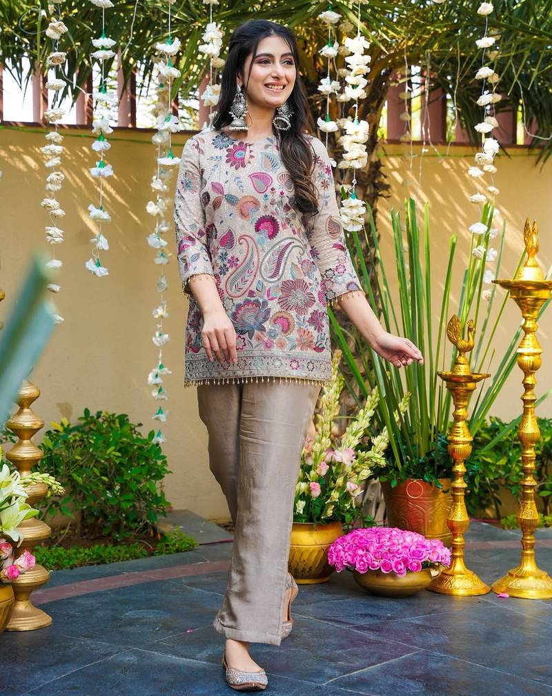 Grey color beautiful designer nc vichitra silk fabric graceful ceremonial attire