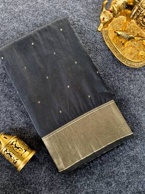 Premium black soft silk saree with golden horse motifs 3