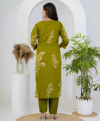Green floral printed cotton straight kurta set 2
